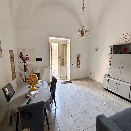 Origini - Apartment With Private Garden Лечче Экстерьер фото