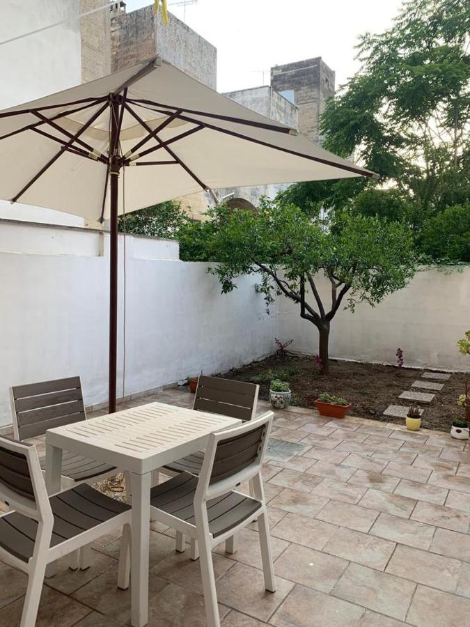 Origini - Apartment With Private Garden Лечче Экстерьер фото