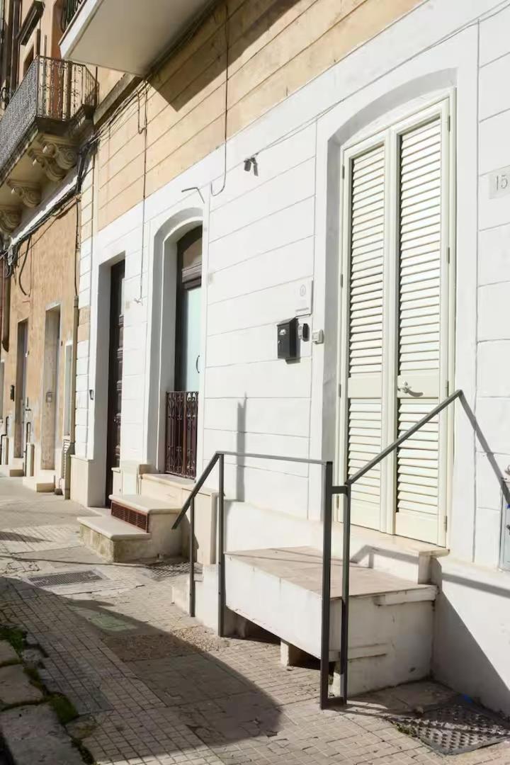 Origini - Apartment With Private Garden Лечче Экстерьер фото
